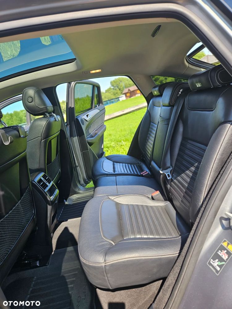 Mercedes-Benz GLE - 15
