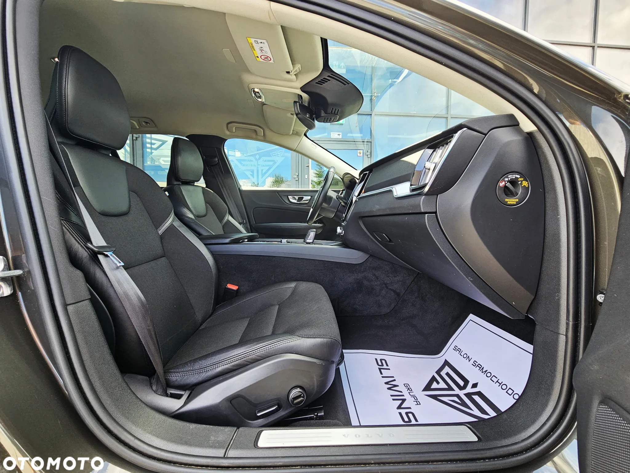 Volvo V60 Cross Country B4 D AWD Geartronic - 19