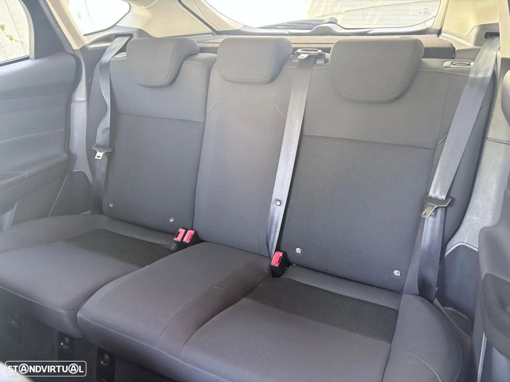 Ford Focus 1.0 EcoBoost S&S COOL&CONNECT DESIGN - 53