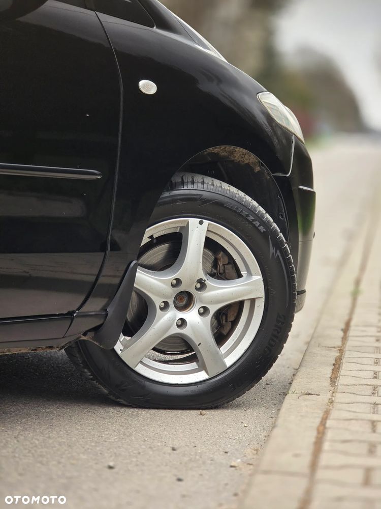 Mazda 5 2.0 CD DPF Exclusive - 35