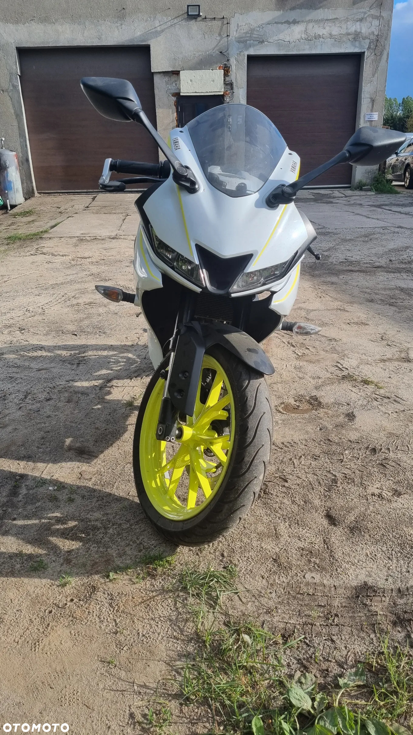 Yamaha R125 - 2
