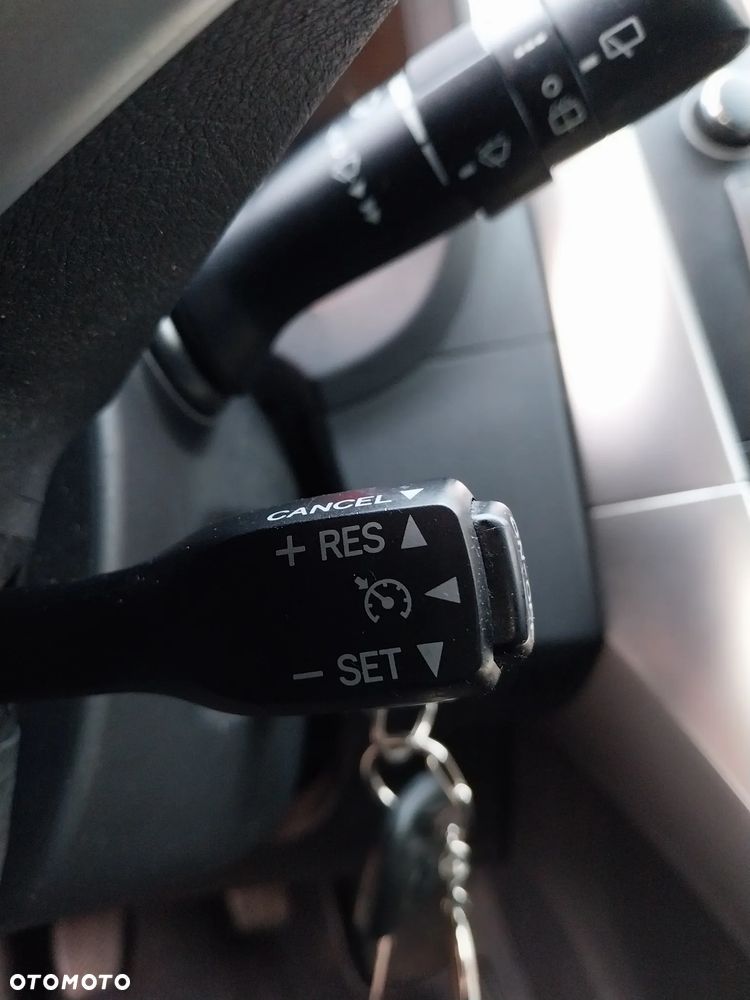 Toyota Auris 1.6 Executive - 27