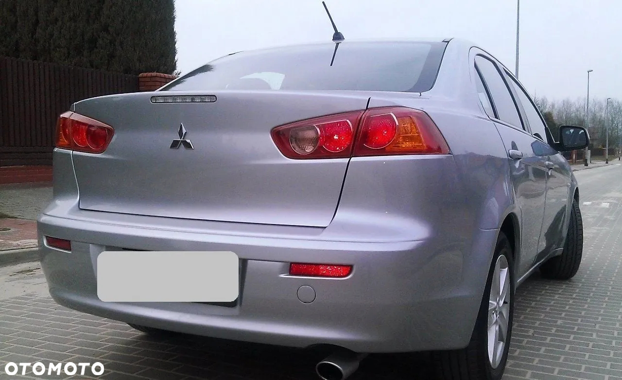 Mitsubishi Lancer 1.8 Invite - 5