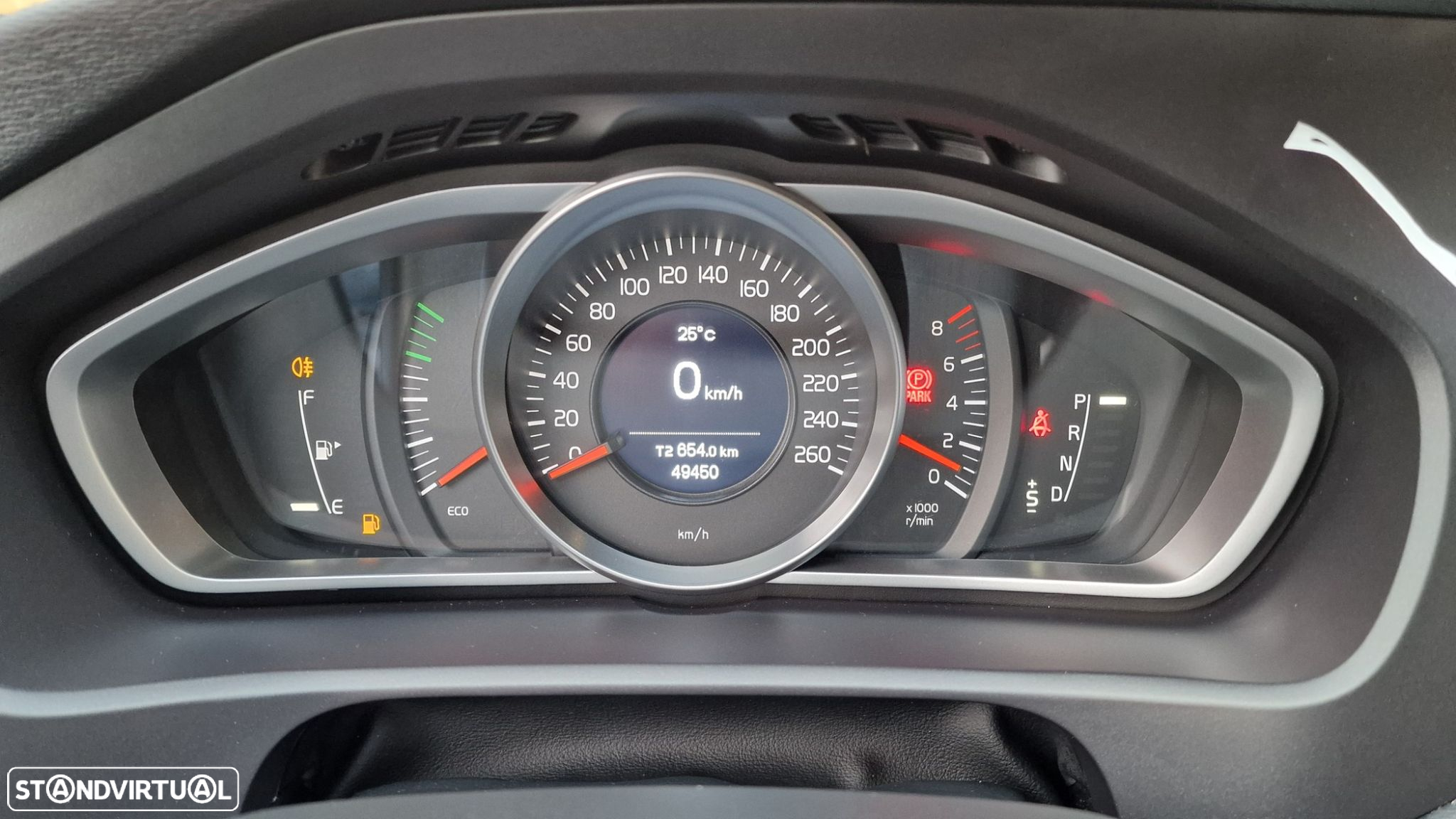 Volvo V40 1.5 T3 Sport Edition Geartronic - 19