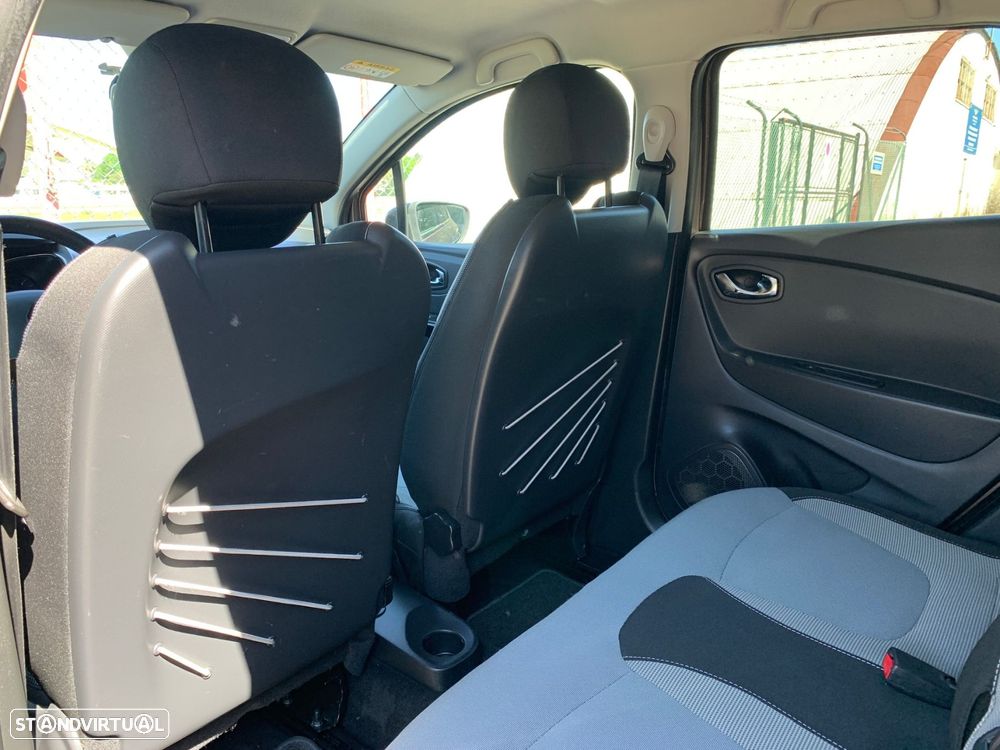 Renault Captur 1.5 dCi Exclusive - 12
