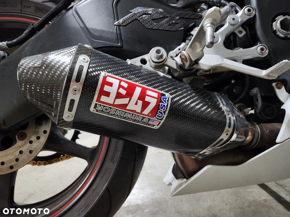 Yamaha R6 - 8