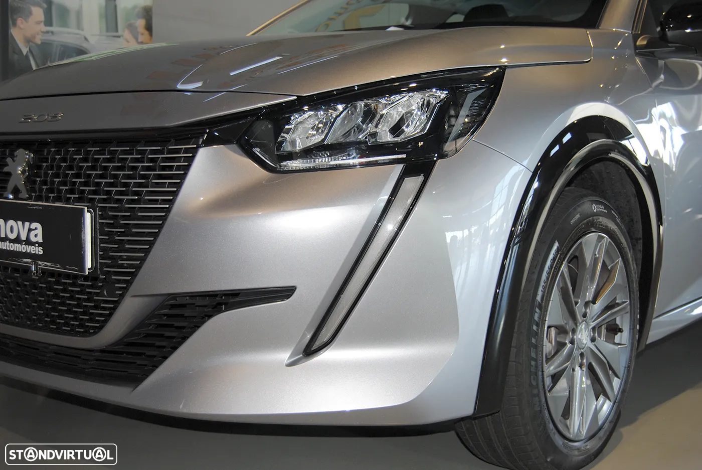 Peugeot e-208 50 kWh Active Pack - 11