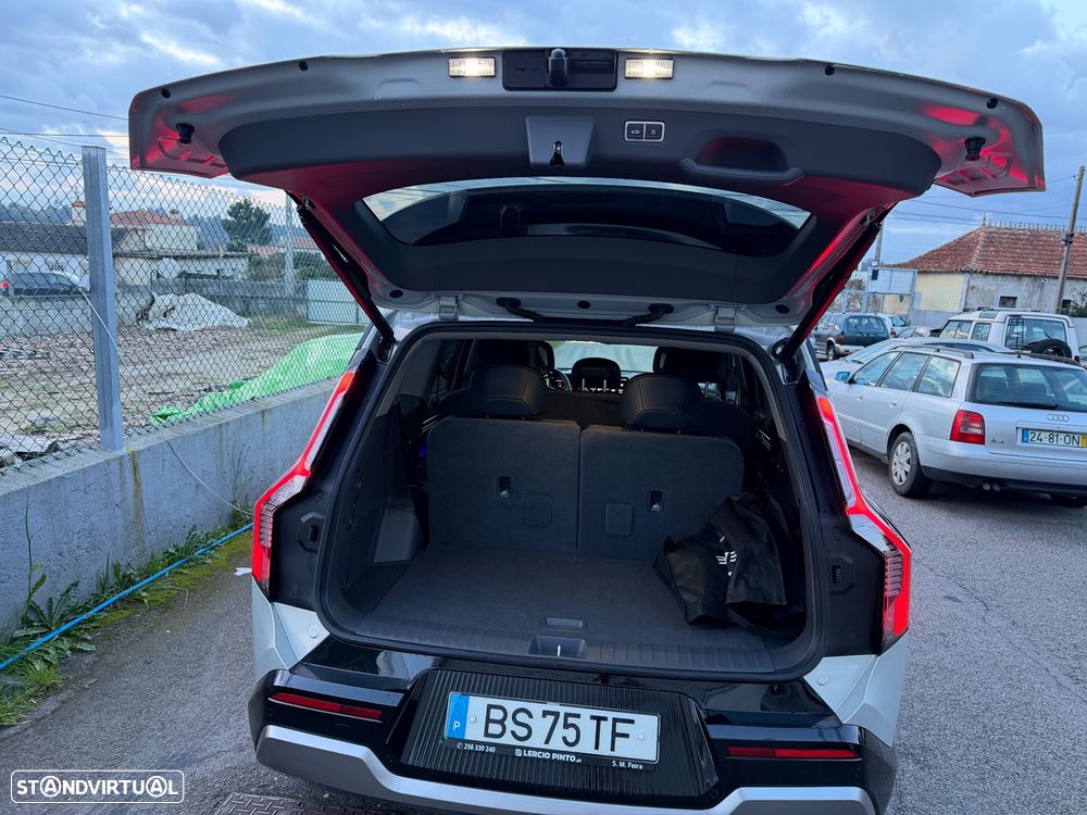 Kia EV9 98.8 kWh 1st Edition - 32