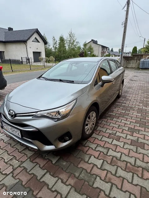 Toyota Avensis 1.6 D-4D Active - 7