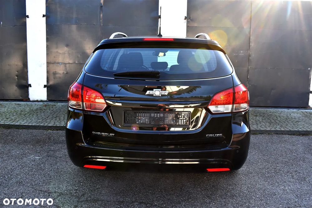 Chevrolet Cruze Station Wagon 1.6 LT - 9