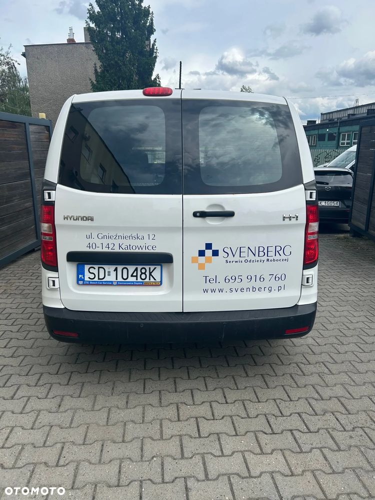Hyundai H1 - 20