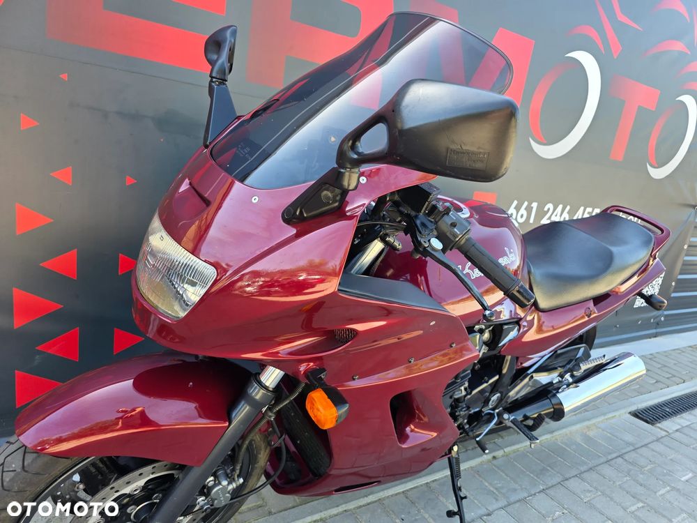 Kawasaki GPZ - 12