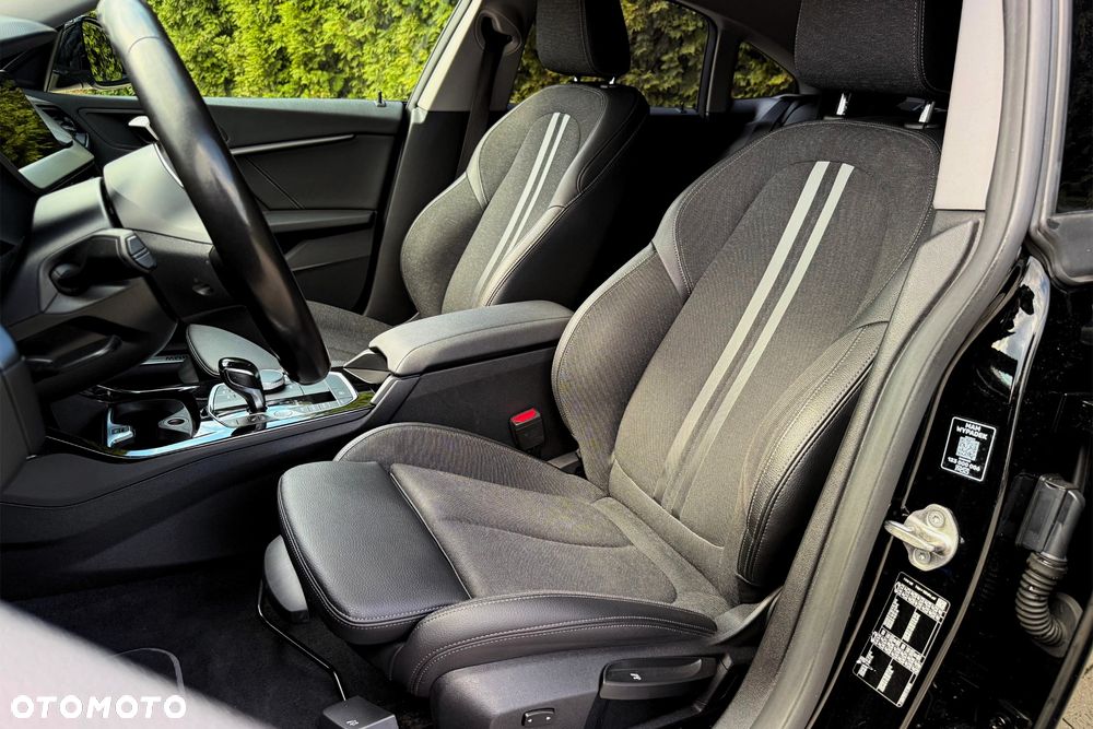BMW Seria 2 218i Sport Line - 6