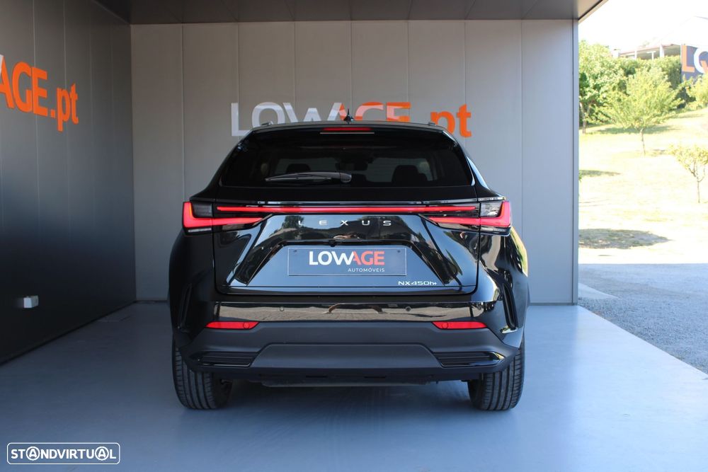Lexus NX 450h+ Executive - 11