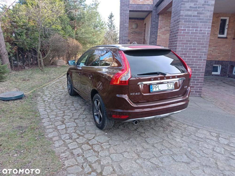 Volvo XC 60 D3 Geartronic Momentum - 4