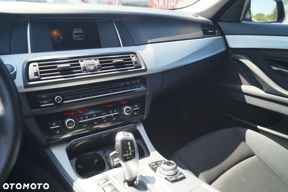 BMW Seria 5 - 25