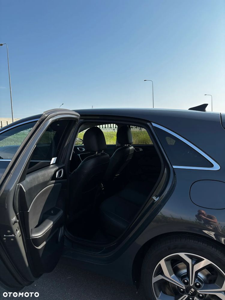Kia Ceed 1.4 T-GDI L Business Line Plus - 8