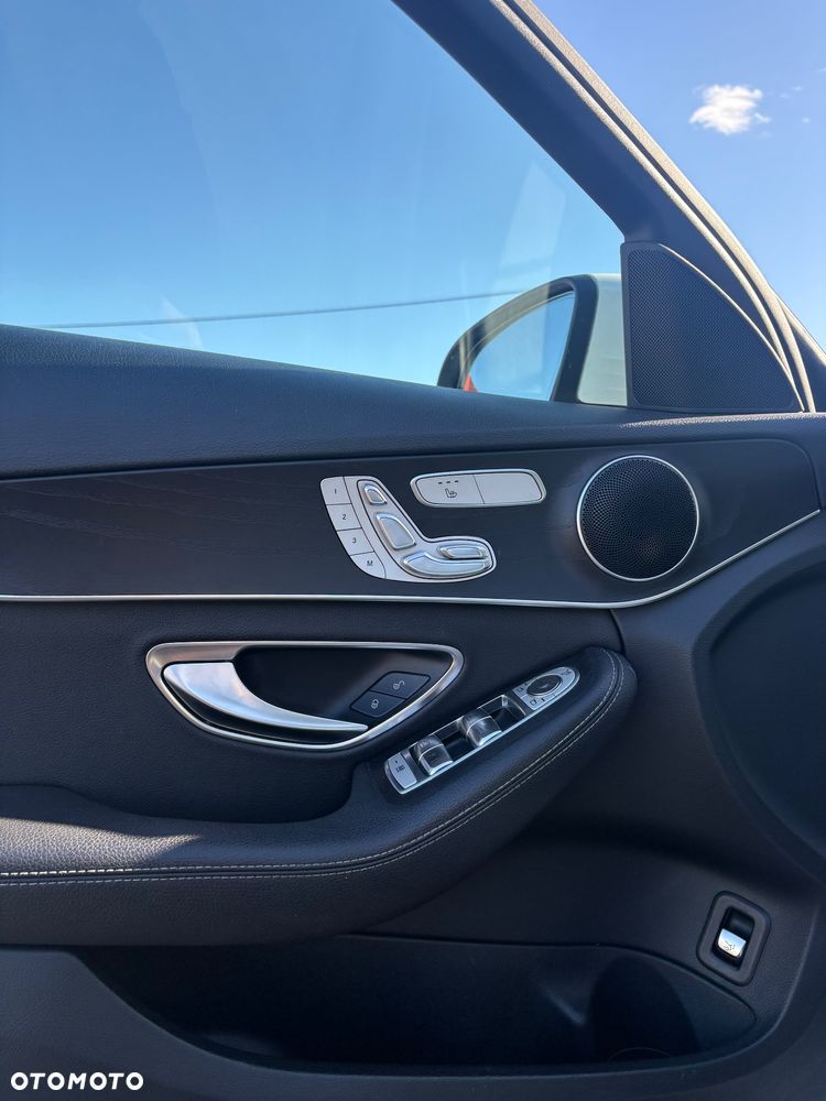Mercedes-Benz Klasa C 220 d 9G-TRONIC AMG Line - 16