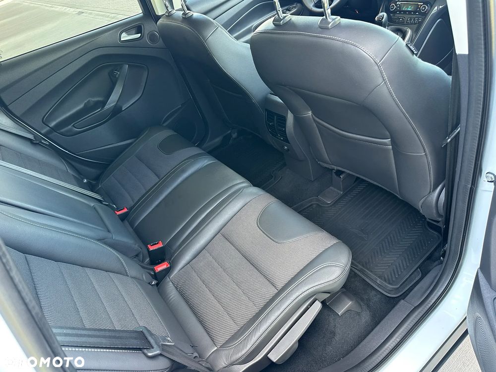 Ford Kuga 2.0 TDCi 2x4 Black & Silver - 14