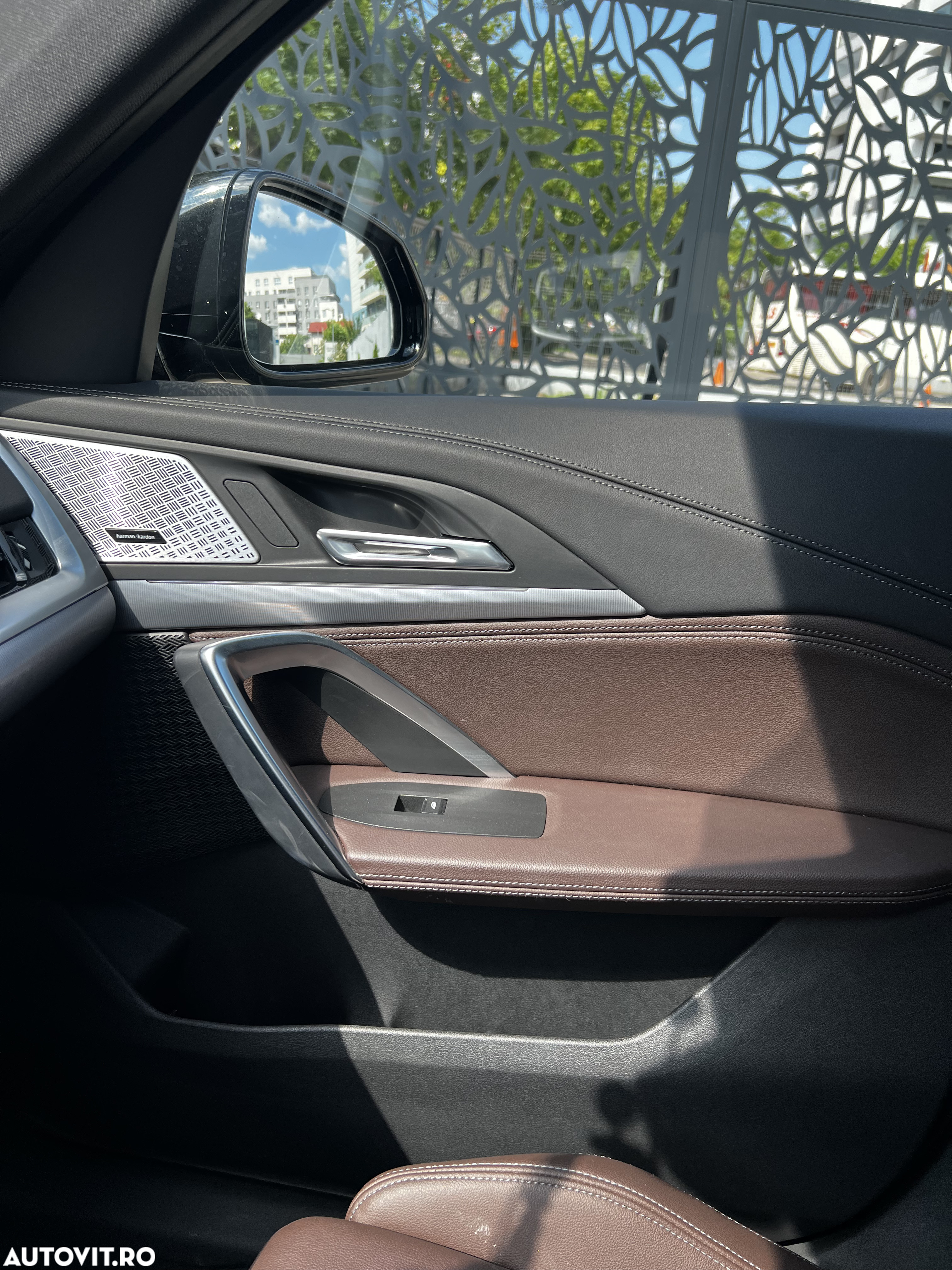 BMW X1 sDrive18d AT - 8