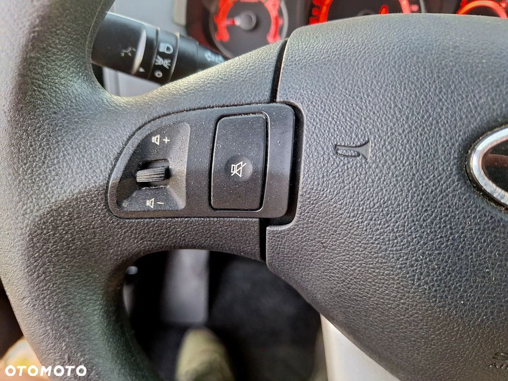 Kia Ceed 1.4 Optimum - 30