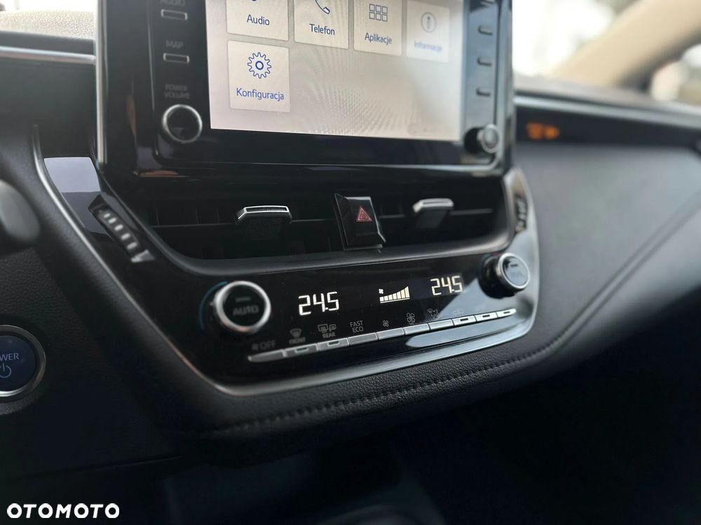 Toyota Corolla 1.8 Business Edition - 13