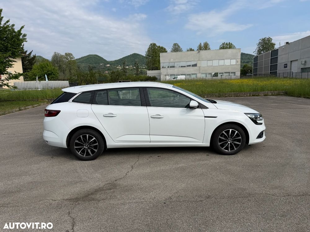 Renault Megane BLUE dCi EDC Intens - 4