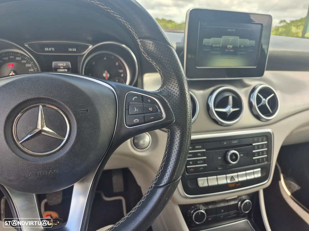 Mercedes-Benz GLA 180 (CDI) d Urban - 8