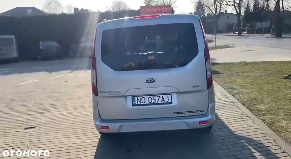 Ford Tourneo Connect - 12