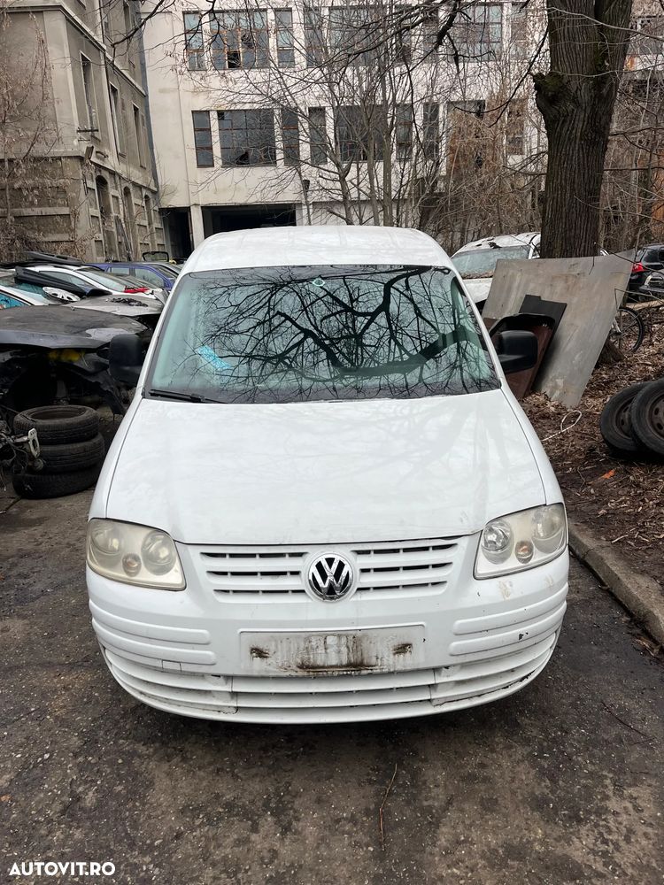 Dezmembrez VW Volkswagen Caddy 2010 alb 1,4 benzina BUD - 2