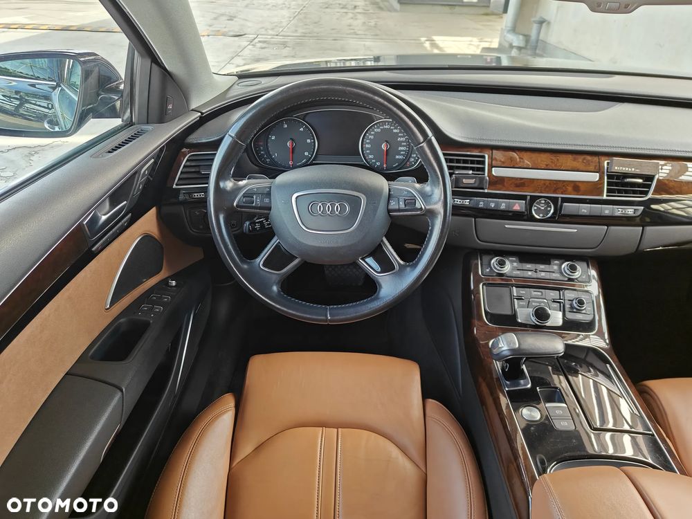 Audi A8 - 17