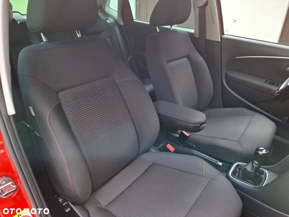 Volkswagen Polo - 14