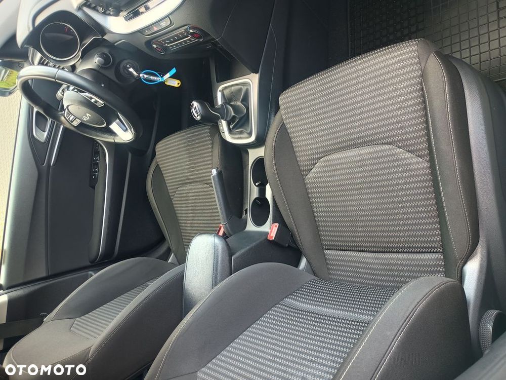 Kia Ceed - 26