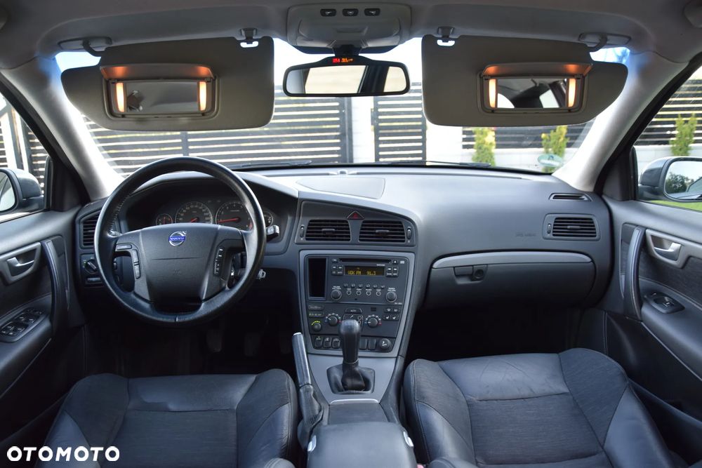 Volvo V70 2.4 Kinetic - 38