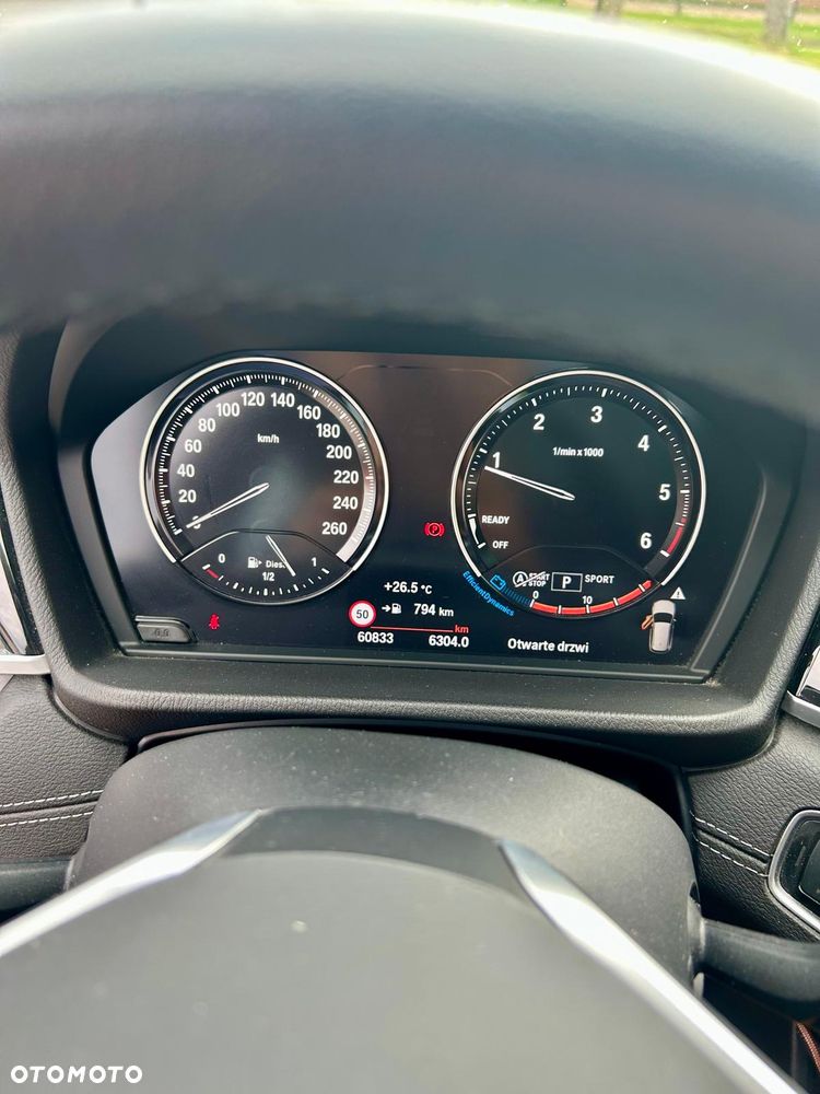 BMW X1 xDrive20d Sport Line - 10