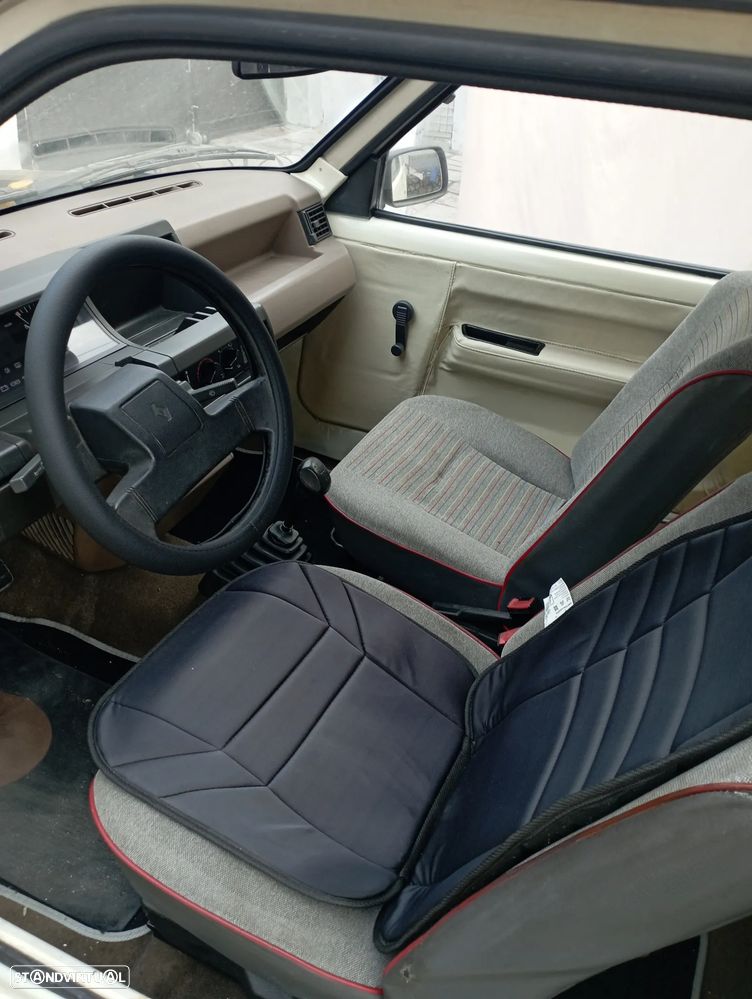 Renault 5 1986 photo 5