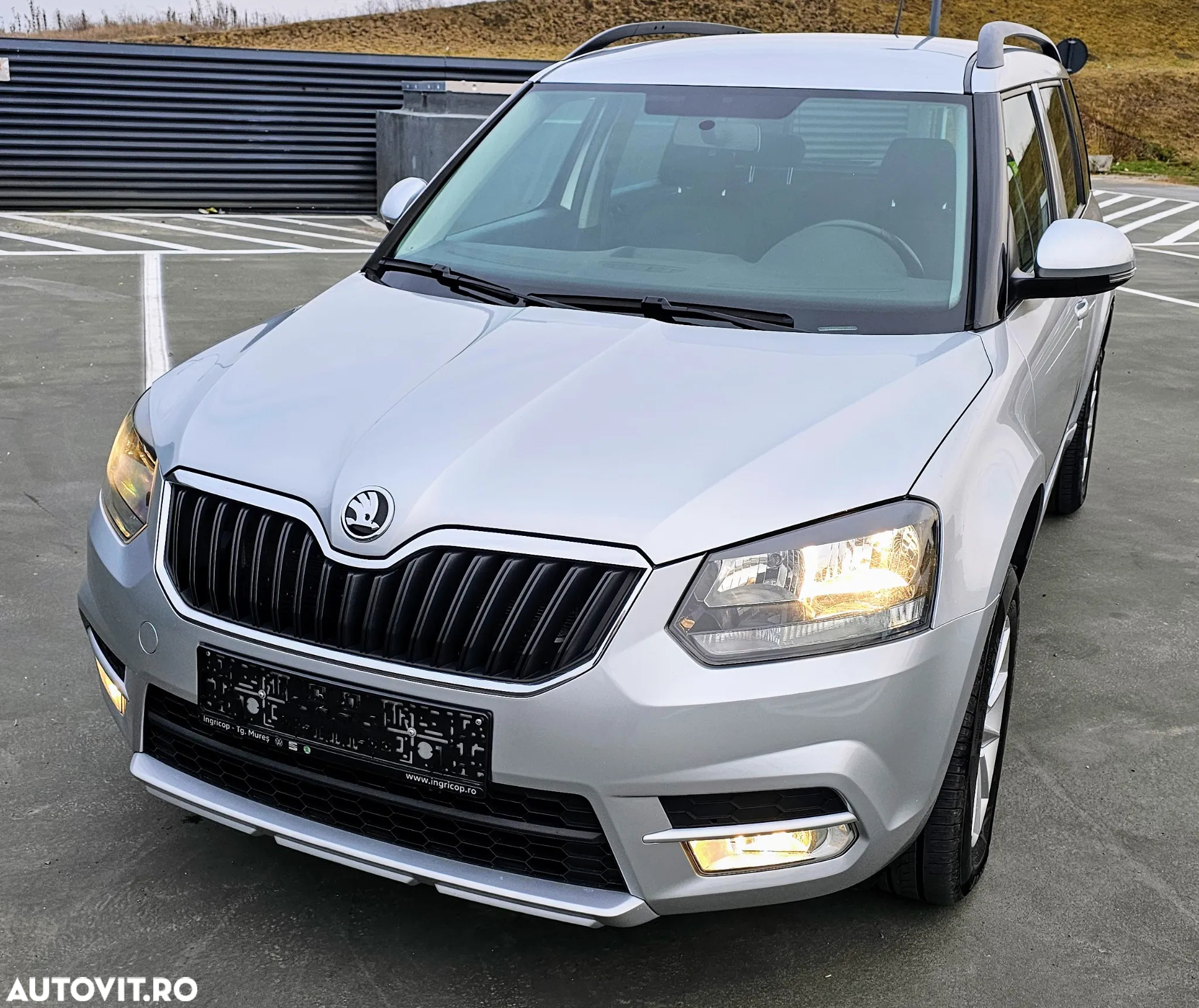 Skoda Yeti 2.0 TDI 4x4 Ambition - 24