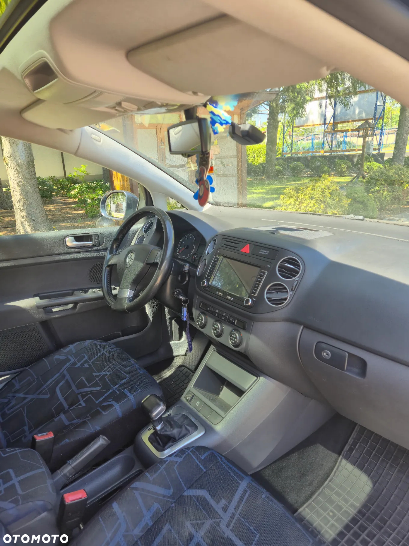 Volkswagen Golf Plus 1.6 Automatik Trendline - 2