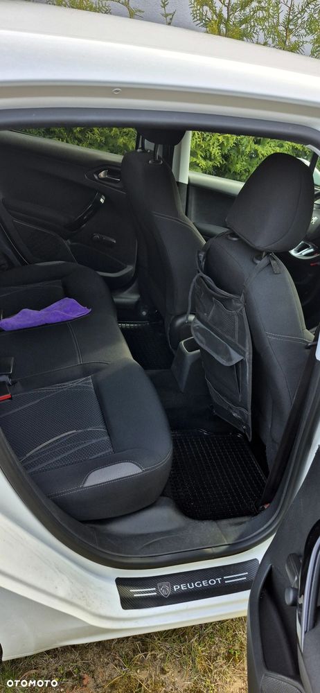 Peugeot 208 PureTech 82 Winter Edition - 14