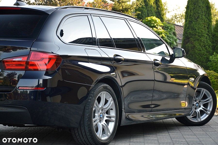 BMW Seria 5 530d xDrive Sport-Aut Modern Line - 19