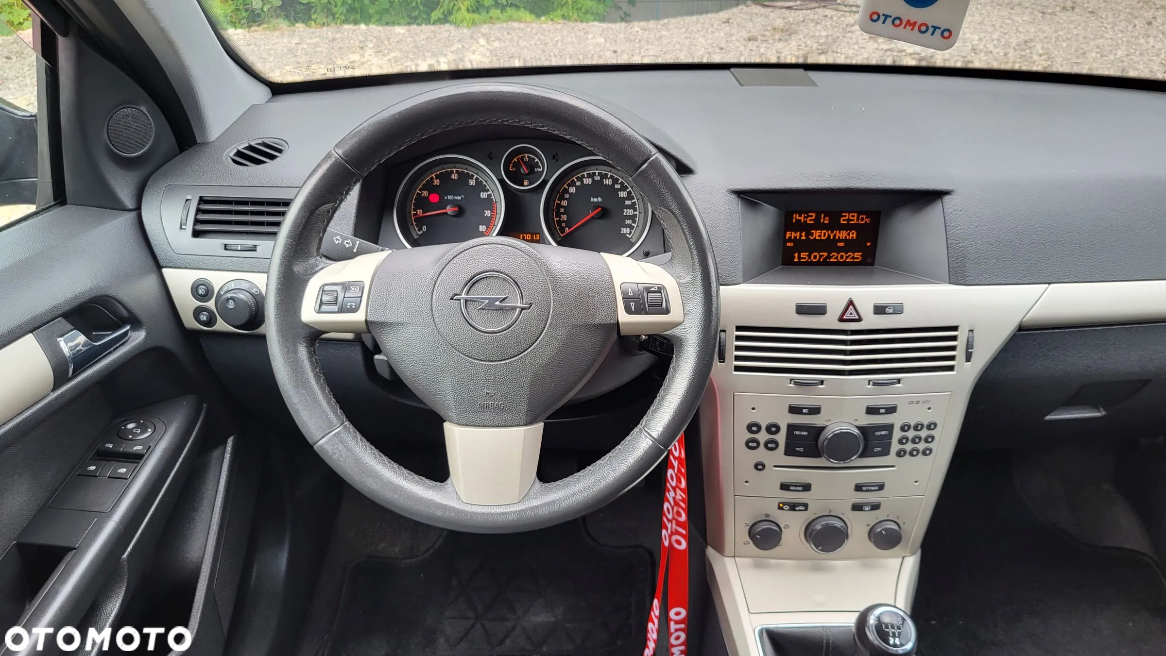 Opel Astra 1.4 Caravan - 24