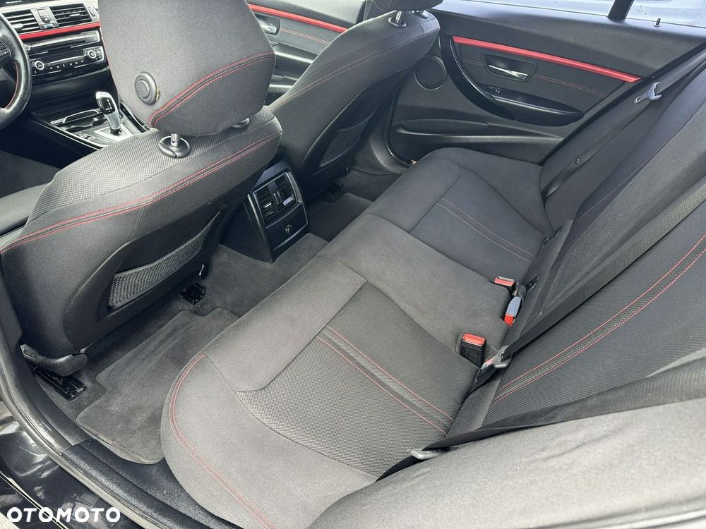 BMW Seria 3 318d Sport Line - 20