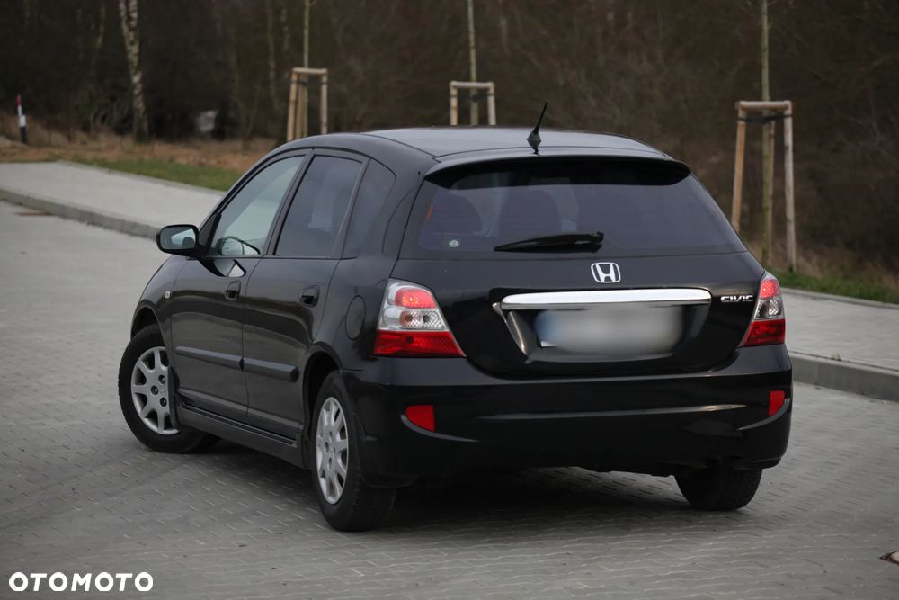Honda Civic 1.4i LS - 2