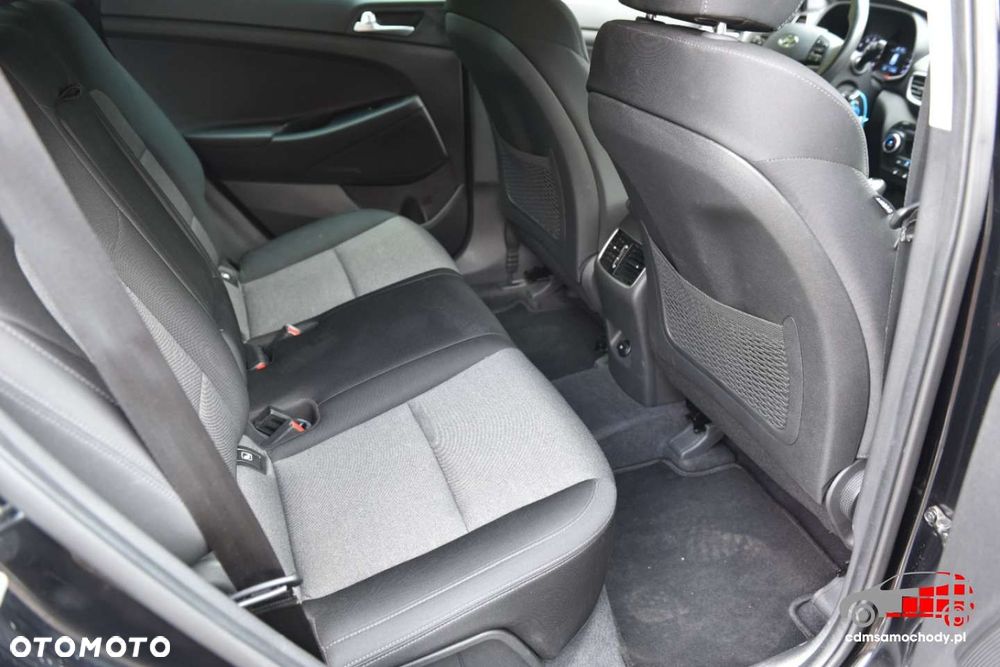 Hyundai Tucson 1.6 GDI BlueDrive Style 2WD - 16