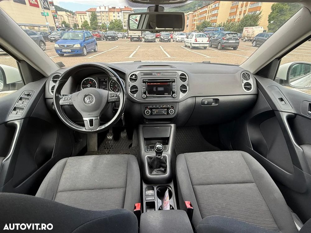 Volkswagen Tiguan - 5