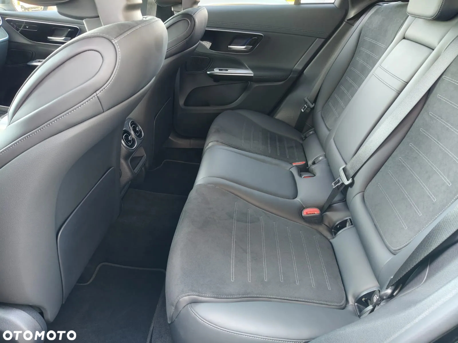 Mercedes-Benz GLC 220 d mHEV 4-Matic AMG Line - 20