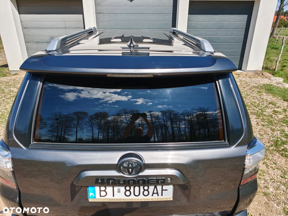 Toyota 4-Runner - 11