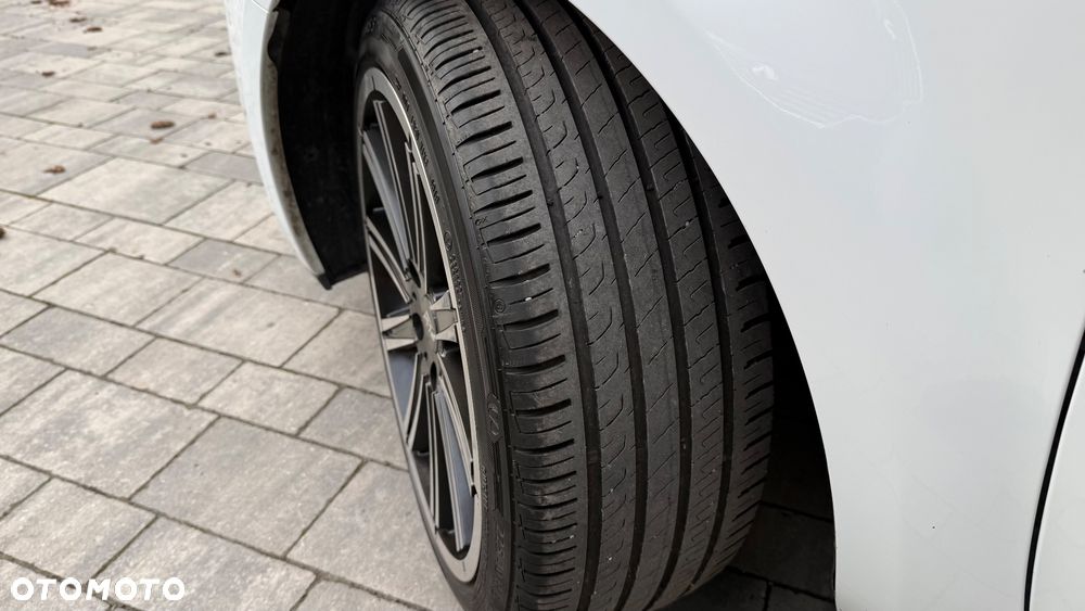 Kia ProCeed - 30