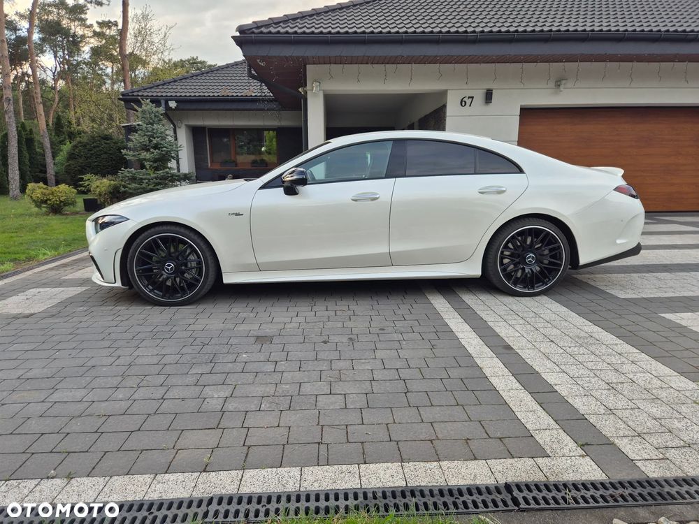 Mercedes-Benz CLS - 6