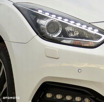 ZAŚLEPKA SPRYSKIWACZA HYUNDAI i40 FL L / P KOLORY - 2